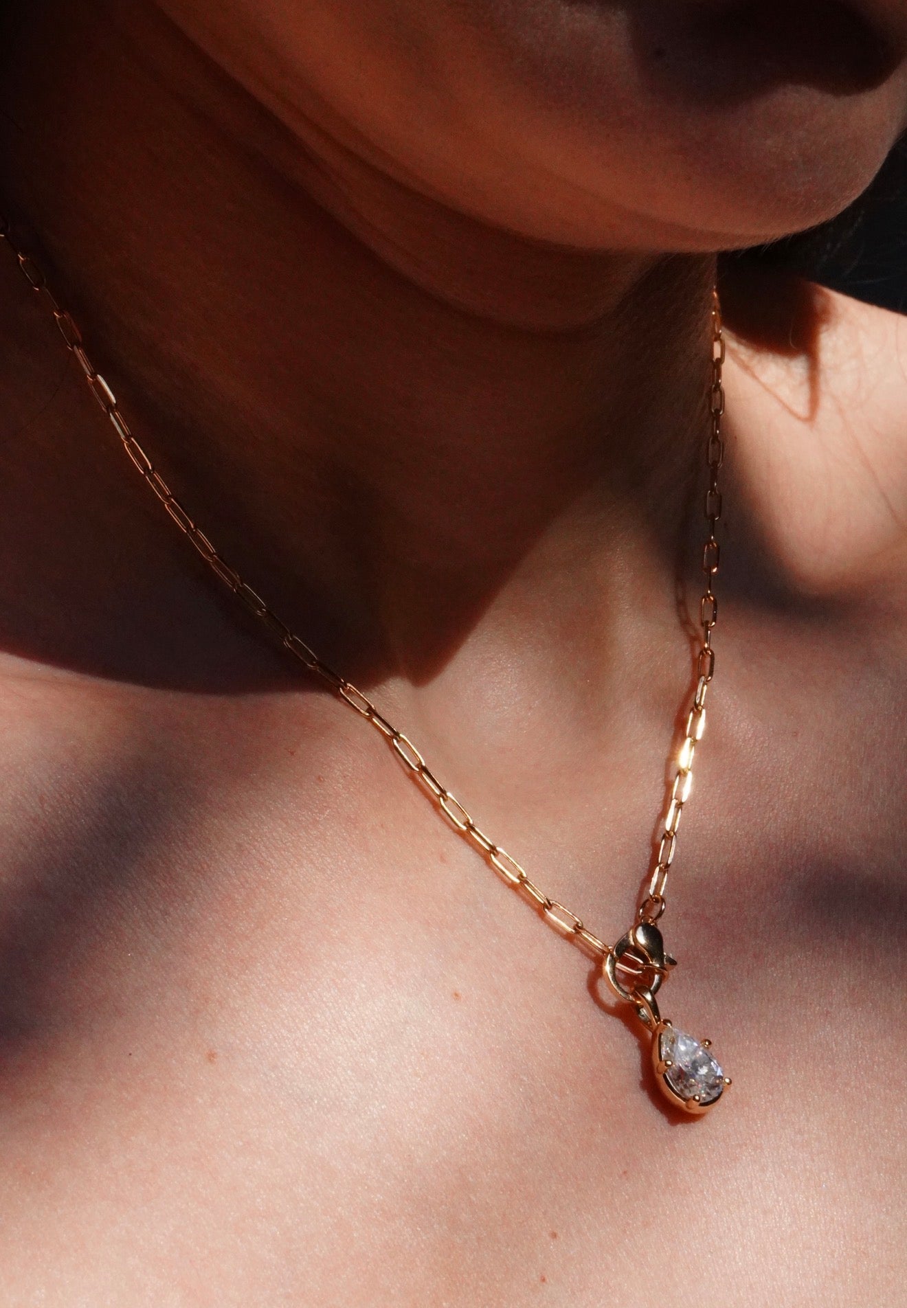 COLAR LÁGRIMA DA CHUVA